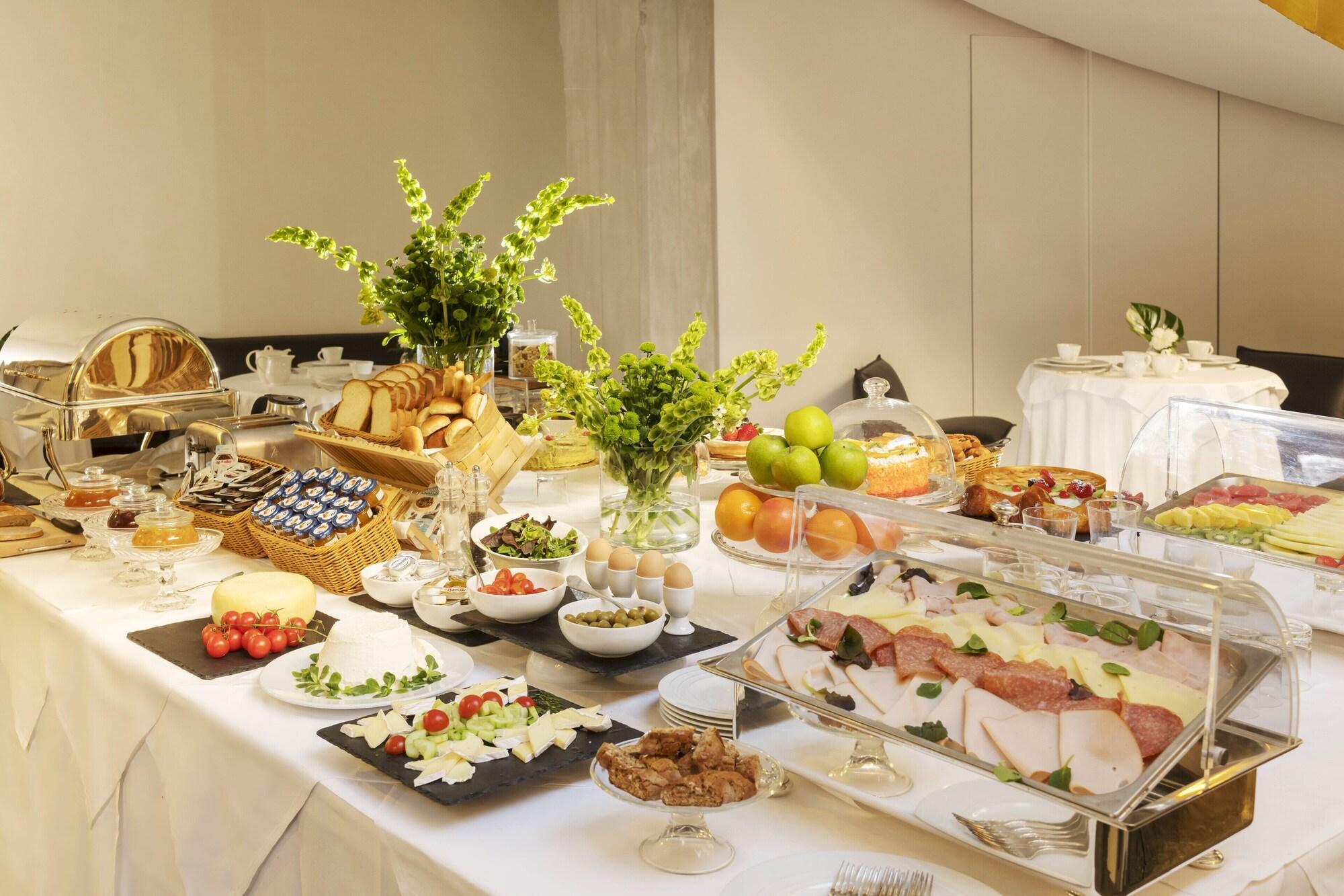 Hotel Royal Bissolati Ρώμη Εξωτερικό φωτογραφία
